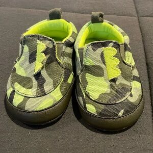 0-3m Gerber baby shoes
